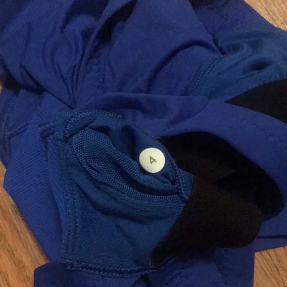Royal Blue Lululemon workout top - Picture 4 of 5